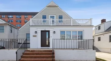 322 Penn Street, Long Beach, NY, 2 Bedrooms Bedrooms, 5 Rooms Rooms,1 BathroomBathrooms,Residential Lease,For Rent,Penn,810837