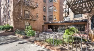 32-20 91 St., New York, NY, 2 Bedrooms Bedrooms, 4 Rooms Rooms,1 BathroomBathrooms,Residential,For Sale,91 St.,804625