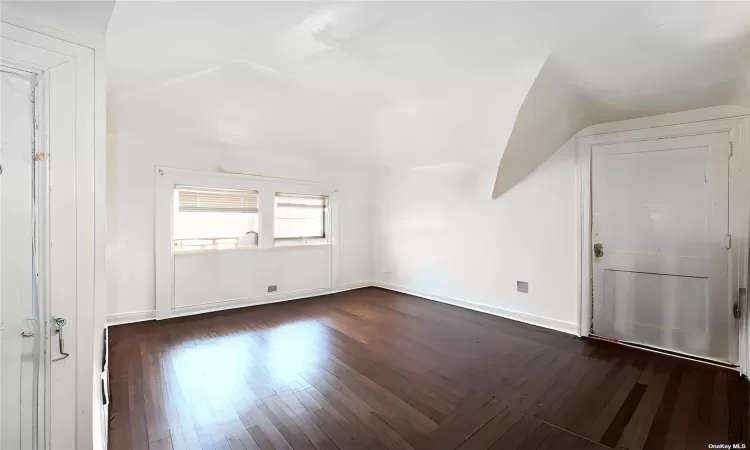 84-72 151st Street, New York, NY, 4 Bedrooms Bedrooms, 12 Rooms Rooms,4 BathroomsBathrooms,Residential,For Sale,151st,814516