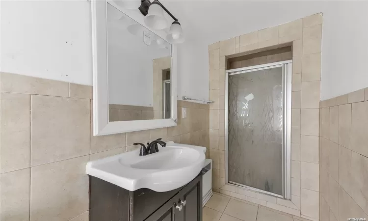 84-72 151st Street, New York, NY, 4 Bedrooms Bedrooms, 12 Rooms Rooms,4 BathroomsBathrooms,Residential,For Sale,151st,814516