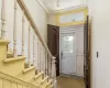 Entryway with crown molding