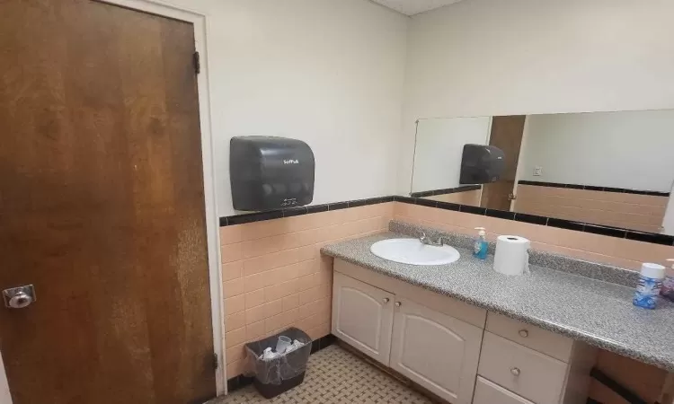 Women's Bathroom