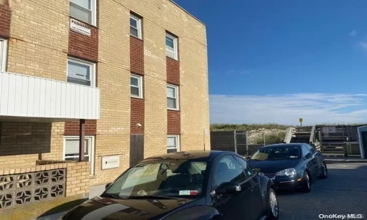 951 Oceanfront Street, Long Beach, NY, 3 Rooms Rooms,1 BathroomBathrooms,Residential Lease,For Rent,Oceanfront,L3564713