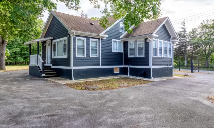 1091 Albany Post Road, Gardiner, NY, 3 Bedrooms Bedrooms, 10 Rooms Rooms,5 BathroomsBathrooms,Residential,For Sale,Albany Post,815640