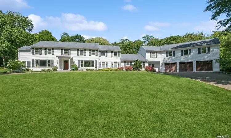 5 Woodward Drive, Oyster Bay, NY, 5 Bedrooms Bedrooms, 15 Rooms Rooms,6 BathroomsBathrooms,Residential,For Sale,Woodward,816043