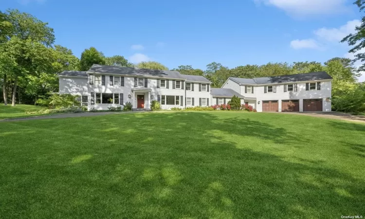 5 Woodward Drive, Oyster Bay, NY, 5 Bedrooms Bedrooms, 15 Rooms Rooms,6 BathroomsBathrooms,Residential,For Sale,Woodward,816043