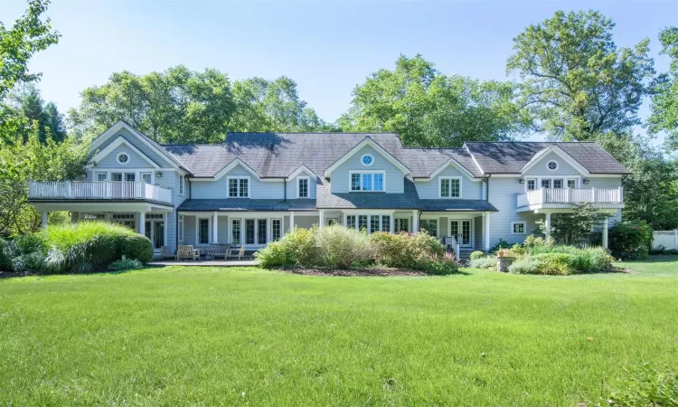 Welcome to the beautiful residence and property at 41 Paret Lane.  Just 40 minutes of mid-town Manhattan, enjoy the luxury of your own mini estate on 2 acres with pool and pool house.