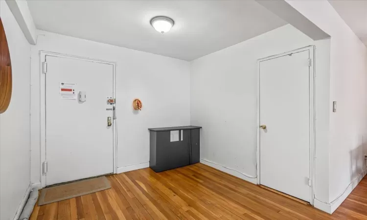 139-15 83rd Avenue, New York, NY, 1 Bedroom Bedrooms, 3 Rooms Rooms,1 BathroomBathrooms,Residential,For Sale,83rd Avenue,817663