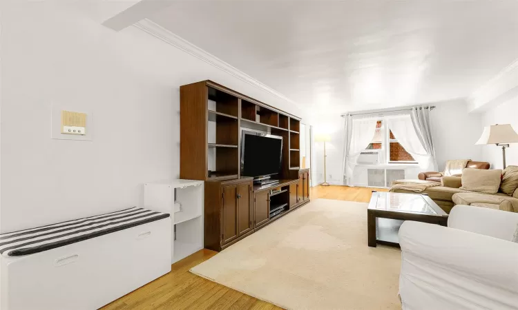 72-10 112th Street, New York, NY, 2 Bedrooms Bedrooms, 6 Rooms Rooms,1 BathroomBathrooms,Residential,For Sale,112th,818472