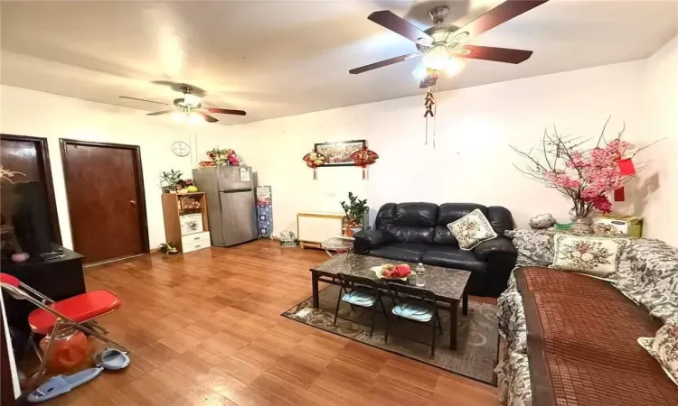 Living room with ceiling fan