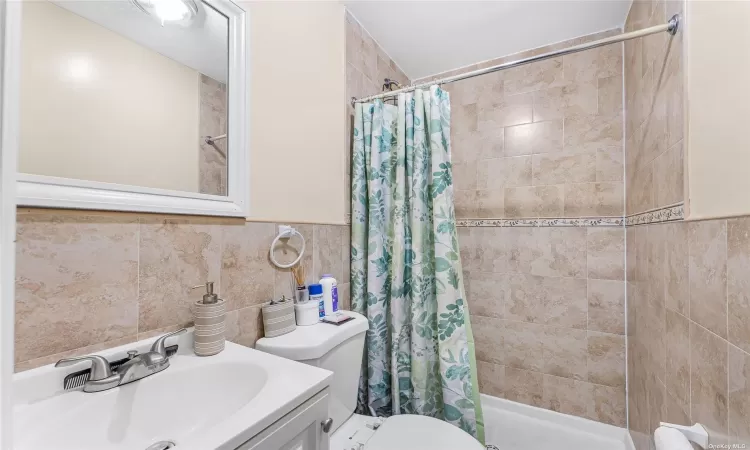 135-11 Springfield Boulevard, New York, NY, 8 Bedrooms Bedrooms, 10 Rooms Rooms,5 BathroomsBathrooms,Residential,For Sale,Springfield,826809