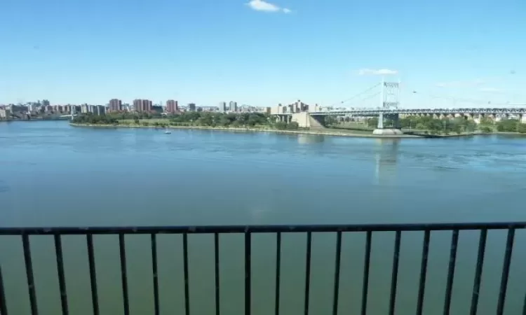 View of water feature featuring a city view