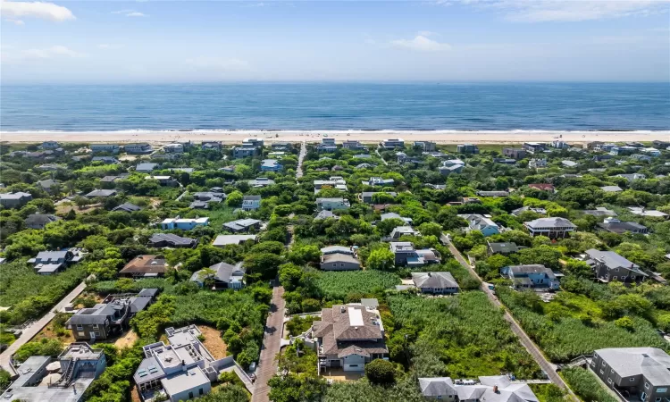 Birds eye view of property facing the ocean, Broadway is a beach access block!