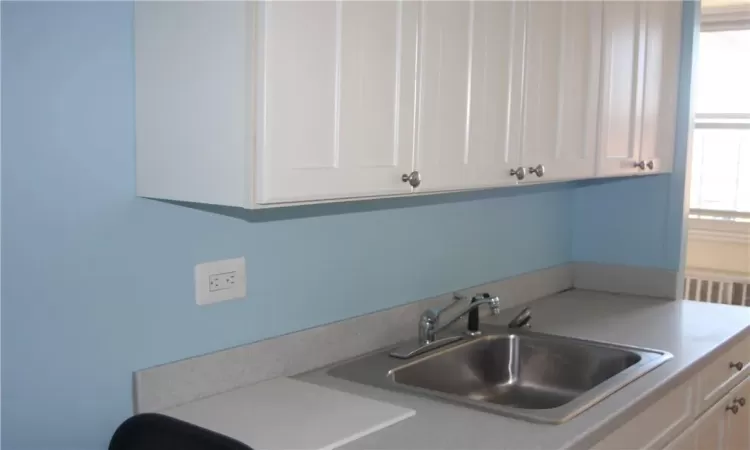 880 Boynton Avenue, New York, NY, 1 Bedroom Bedrooms, 4 Rooms Rooms,1 BathroomBathrooms,Residential,For Sale,Boynton,834310