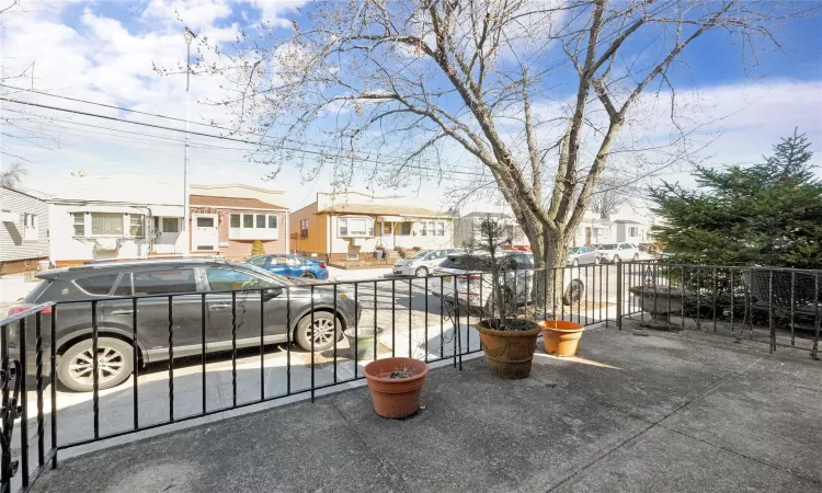 View of patio / terrace featuring a residential view